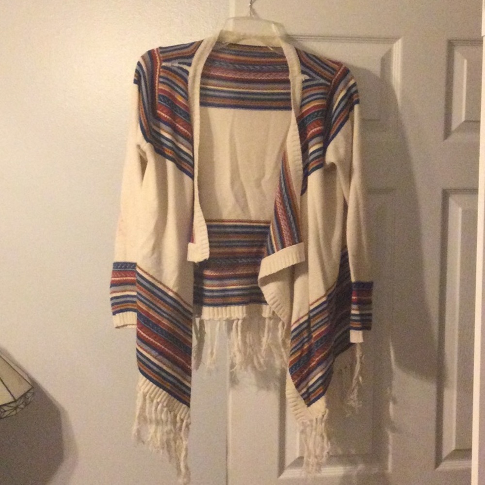 Light weight boho style sweater. Medium